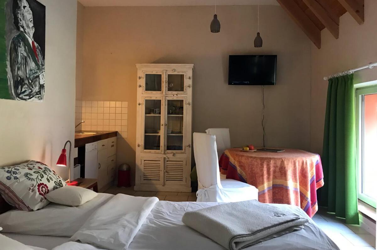 Landhotel Untere Muehle Strassberg Eksteriør bilde